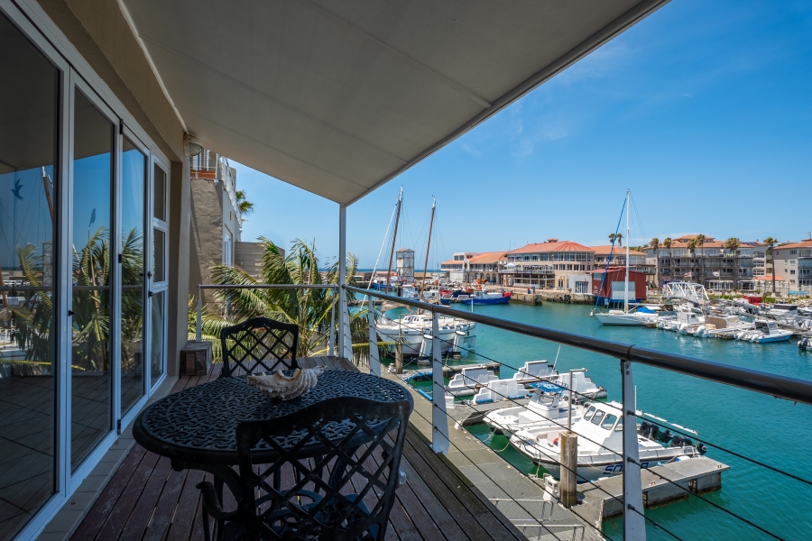 6 Bedroom Property for Sale in Port St Francis Eastern Cape